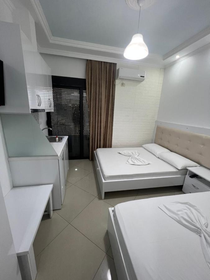 Seaside Rooms & Apartments Σαράντα Εξωτερικό φωτογραφία